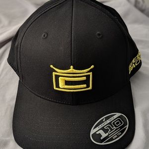 NWT Cobra black snap back 110 hat, golf hat
